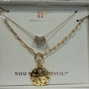 Luxe Layer BOTTOM , Top not luxe layer but included! Absolutely stunning!!